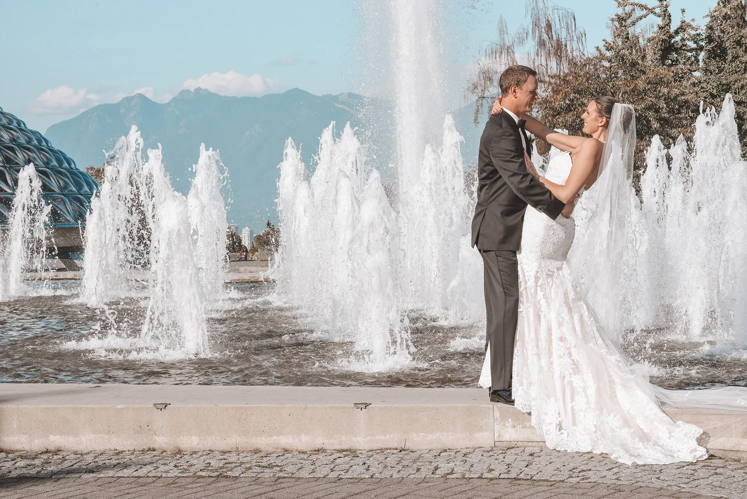 Weddings photo 7 of 14
